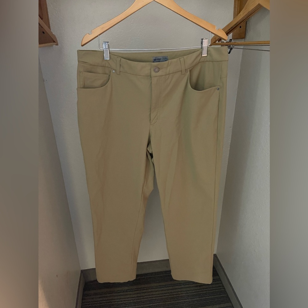 VRST Athletic Fit 5 Pocket Men’s Pants Brown Tan Size 38x30